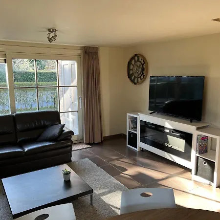 Aan Zee Vlakbij Plopsaland En Het - Casa Memphis * 드판